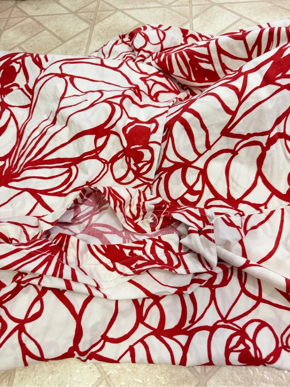 West Elm Duvet Cover Sketch Floral White Red Full/Queen & 2 Standard Shams